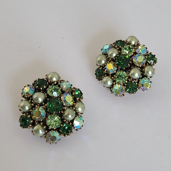 Vintage Mid Century Mod Gold Green Crystal AB Rhinestone Chunky Clip-On Earrings - Picture 4 of 9